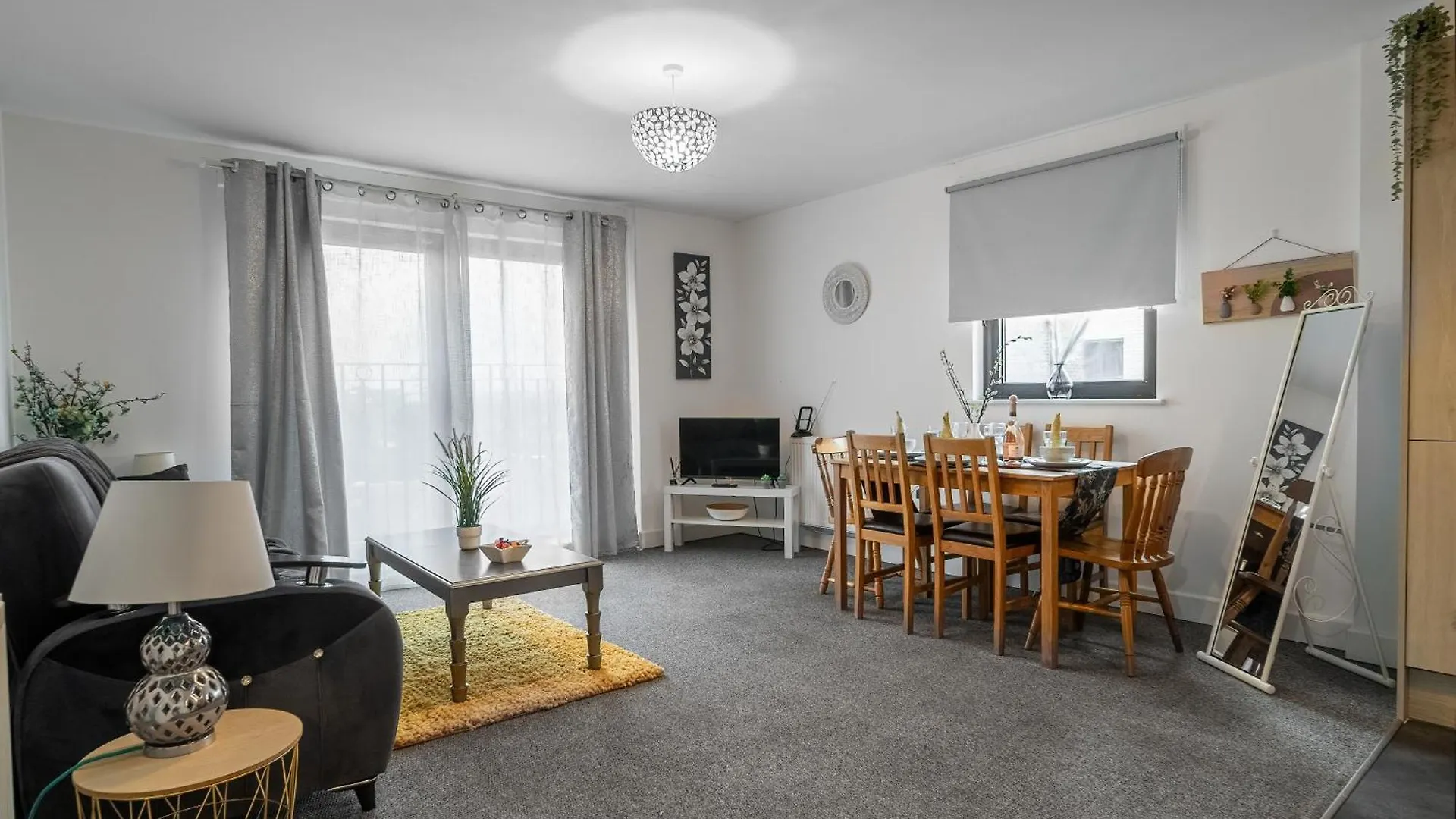 One And Two Bed Apartments Slough Near Heathrow Colnbrook Birleşik Krallık